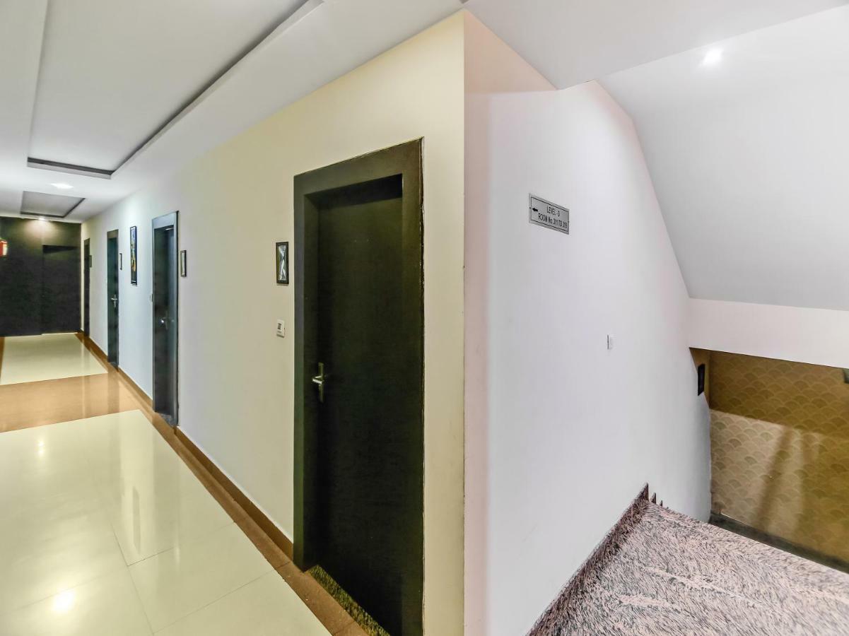 Capital O 32619 Hotel Sugar Palm Gwalior Exterior photo